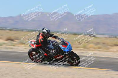 media/Sep-25-2023-Moto Forza (Mon) [[81ffa65e0a]]/B-C Group/Session 3 (Turn 16 Inside)/